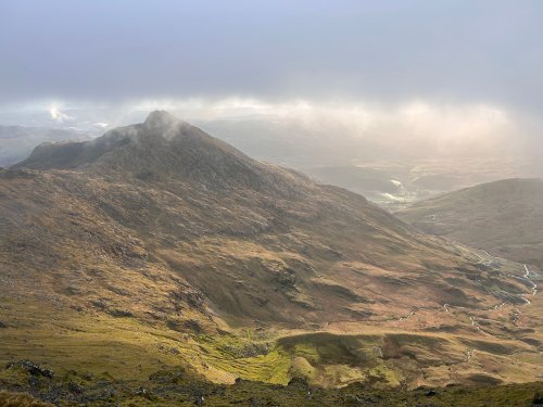 Y Lliwedd a Chwm Tregalan